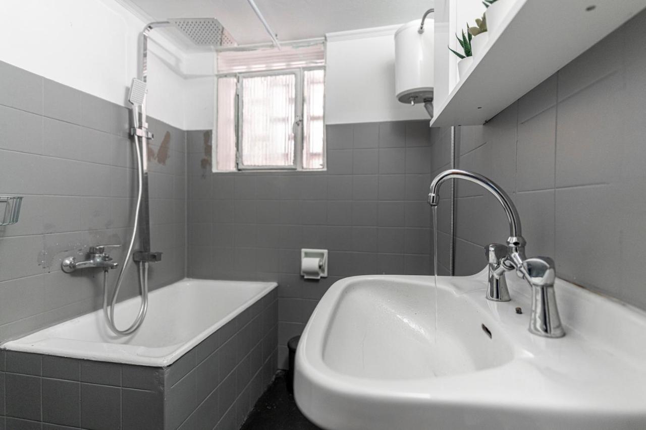 Aristo Center Near Metro Apartment Athens