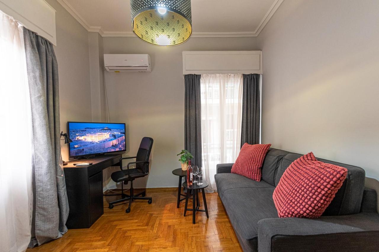 Aristo Center Near Metro Apartment *